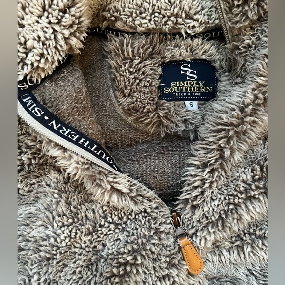 Simply Southern Fuzzy Pullover 1/2 Zip-Women’s Small - Picture 4 of 6
